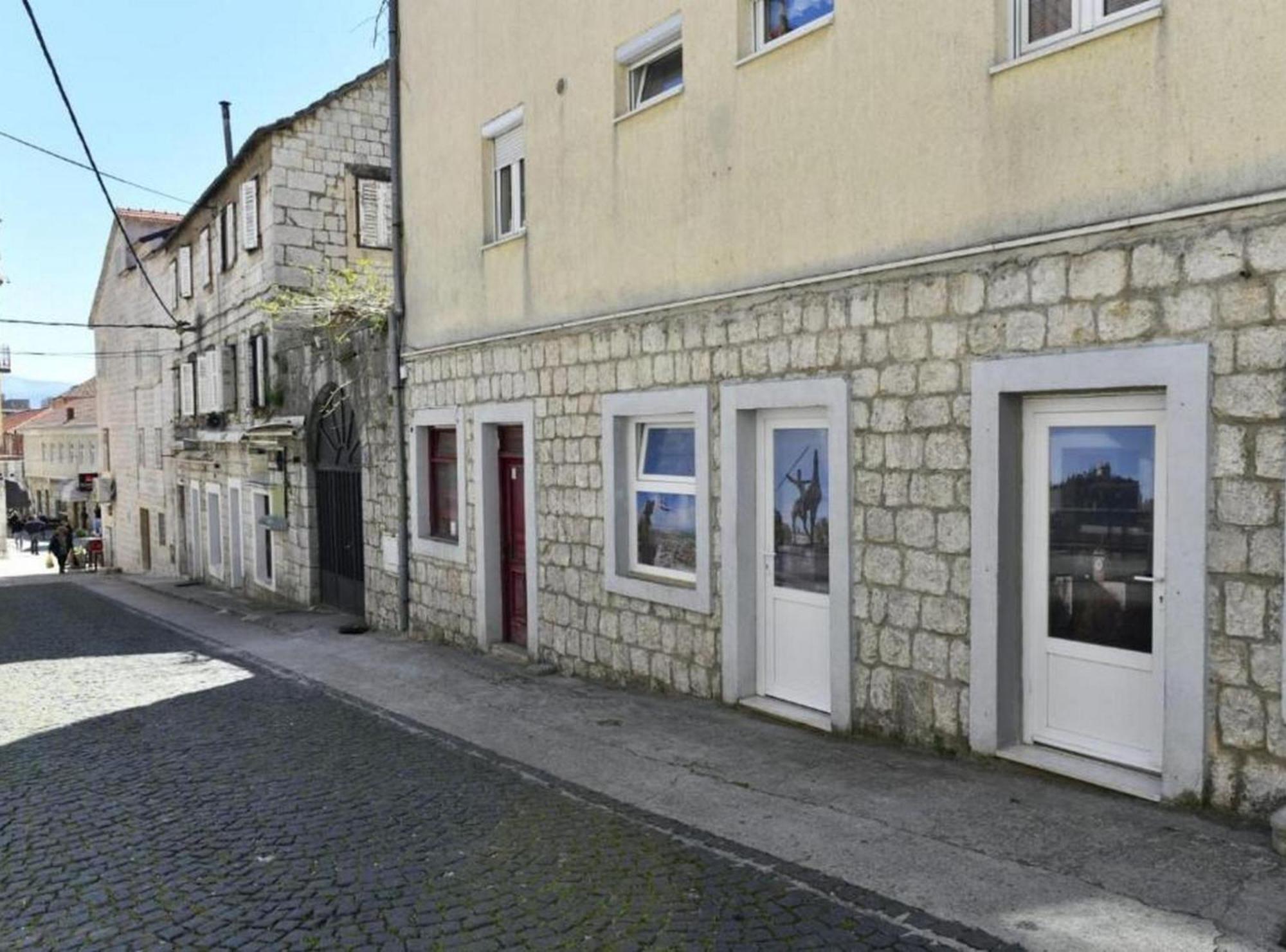 Charming Town Gasthof Sinj